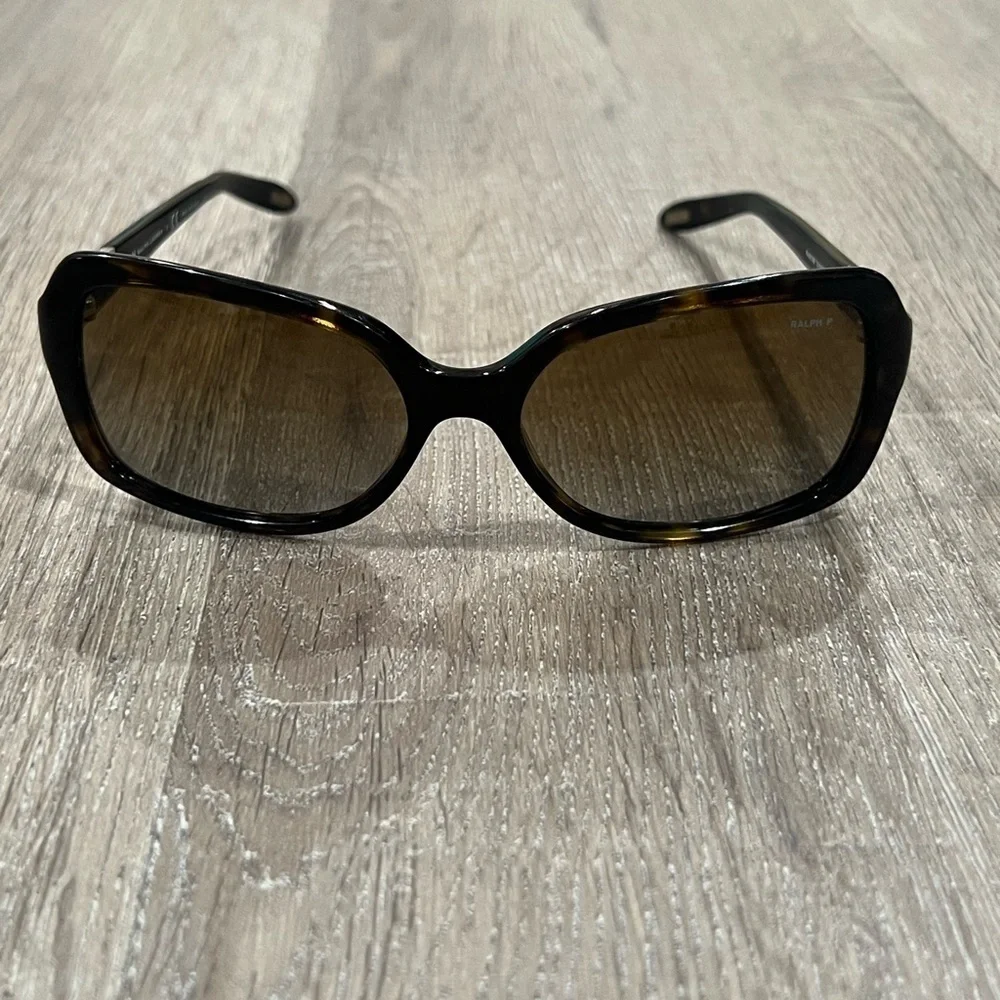 Ralph Lauren Polarized Tortoise Shell Women’s Oversized Classic Sunglasses EUC